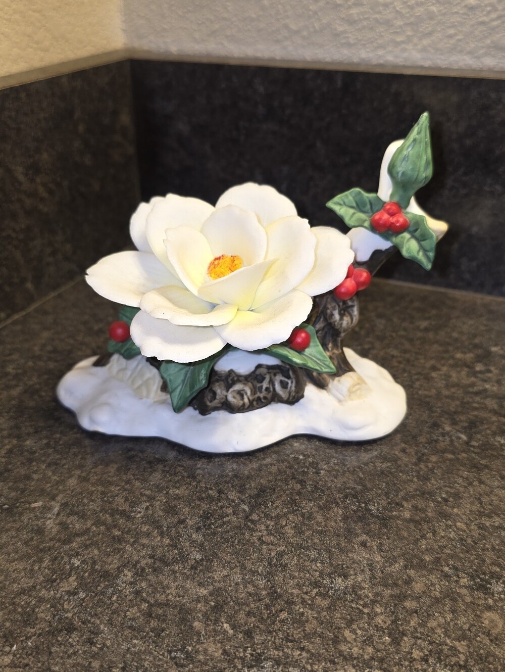 Vintage 1992 Wellington Collection porcelain Christmas Rose Flower Figurine